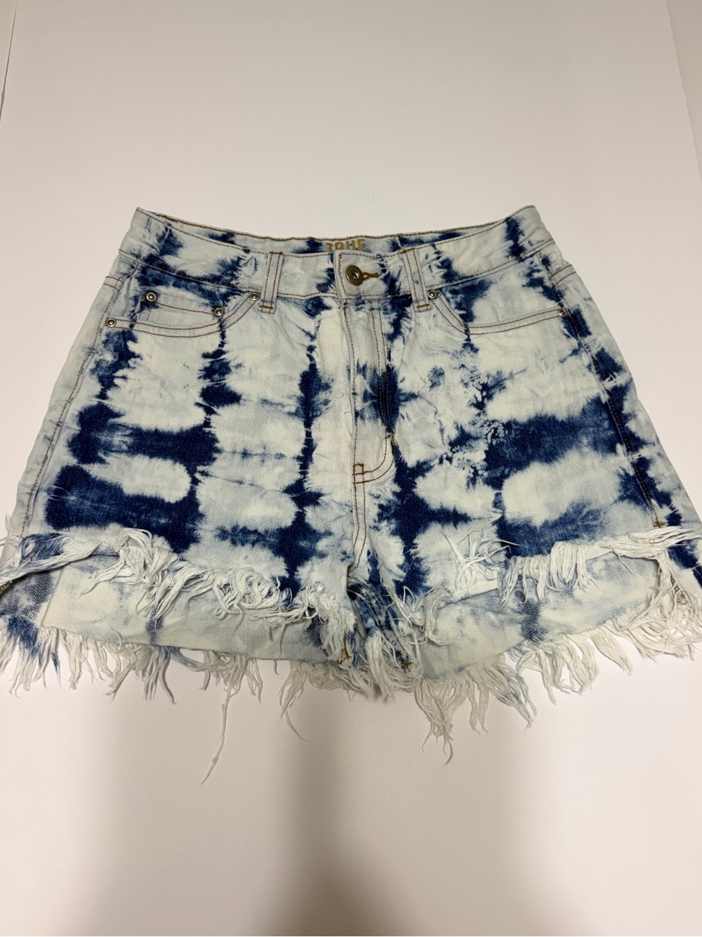 True Craft Blue Tie-Dye Frayed Denim Shorts